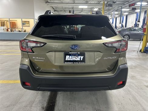 Certified 2025 Subaru Outback Premium image 7