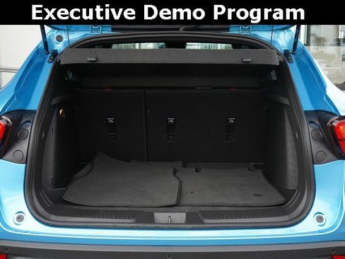 Used 2025 Chevrolet Trax RS w/ Driver Confidence Package image 8