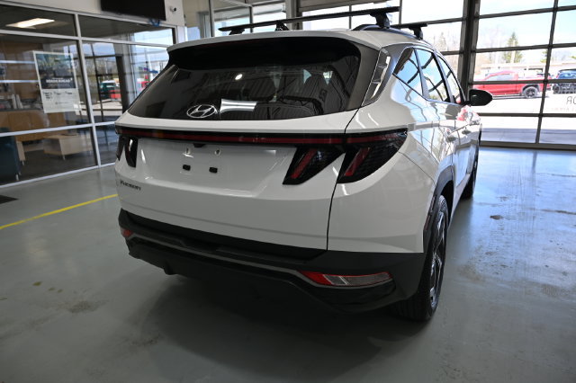 Used 2023 Hyundai Tucson SEL w/ Convenience Package FWD image 5
