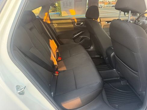 Used 2024 Honda Civic EX image 39