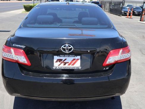 Used 2011 Toyota Camry LE FWD image 6