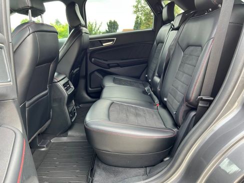 Certified 2024 Ford Edge ST-Line image 32