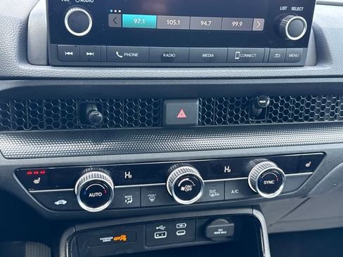 Used 2025 Honda CR-V EX image 11