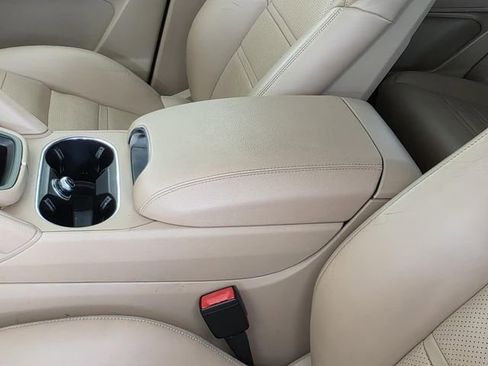 Used 2019 Porsche Cayenne AWD/4WD image 8