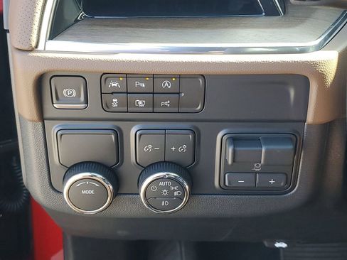 New 2026 Chevrolet Tahoe High Country w/ Sun And Tow Package RWD image 30