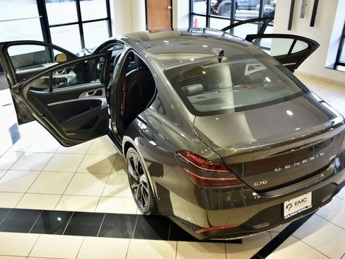 Used 2023 Genesis G70 2.0T w/ Sport Prestige Package image 8