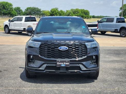 New 2026 Ford Explorer ST-Line w/ ST-Line Street Pack RWD image 2