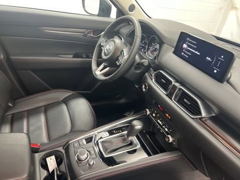 Used 2025 MAZDA CX-5 Carbon Edition image 24