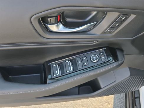 Used 2025 Honda Accord Touring image 16