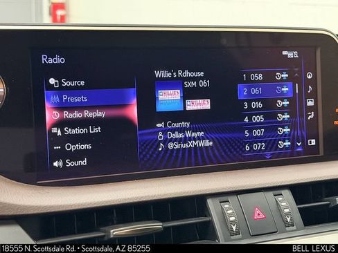 Used 2019 Lexus ES 300h w/ Premium Package FWD image 24