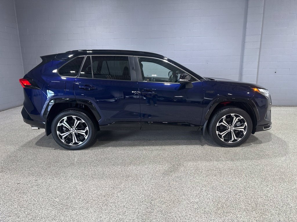 Certified 2023 Toyota RAV4 XSE w/ Weather Package AWD/4WD image 3