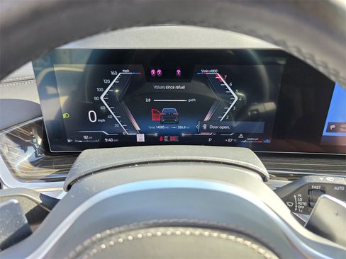 Used 2024 BMW X5 xDrive40i w/ M Sport Package image 19