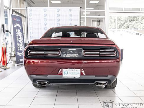 Used 2019 Dodge Challenger SXT RWD image 13