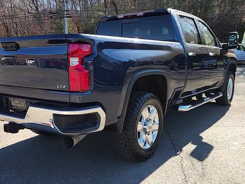 Used 2023 Chevrolet Silverado 2500 LTZ w/ LTZ Plus Package image 8