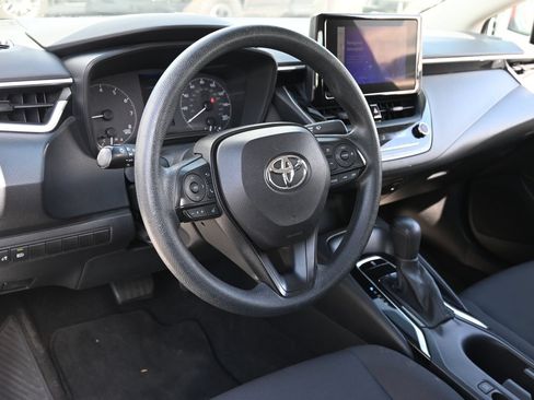 Used 2023 Toyota Corolla LE FWD image 16