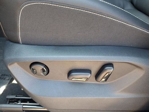 New 2026 Volkswagen Atlas SE image 10