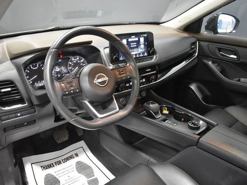 Certified 2023 Nissan Rogue SL w/ SL Premium Package AWD/4WD image 4