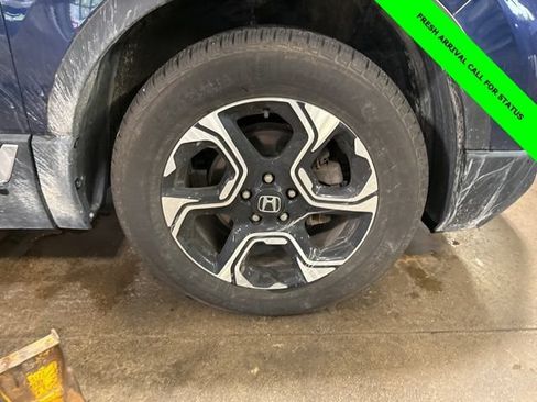 Used 2017 Honda CR-V Touring image 11