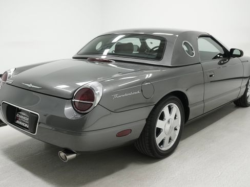 Used 2003 Ford Thunderbird RWD image 4