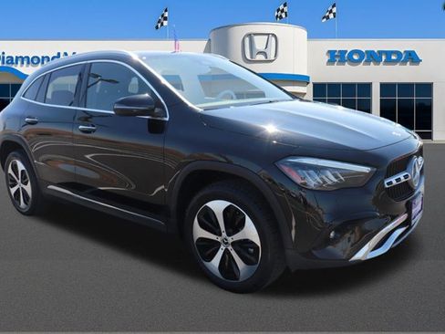 Used 2025 Mercedes-Benz GLA 250 image 1