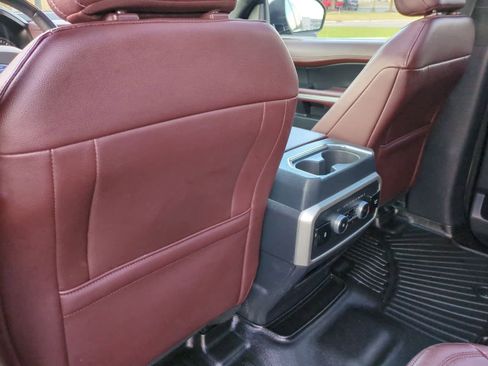 Used 2023 Ford Expedition Max Limited image 18