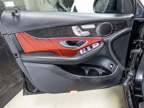 Used 2022 Mercedes-Benz GLC 43 AMG 4MATIC image 28