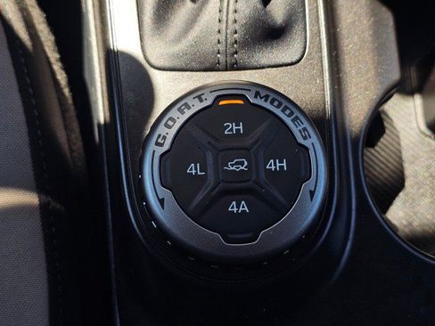 Used 2022 Ford Bronco Wildtrak AWD/4WD image 36