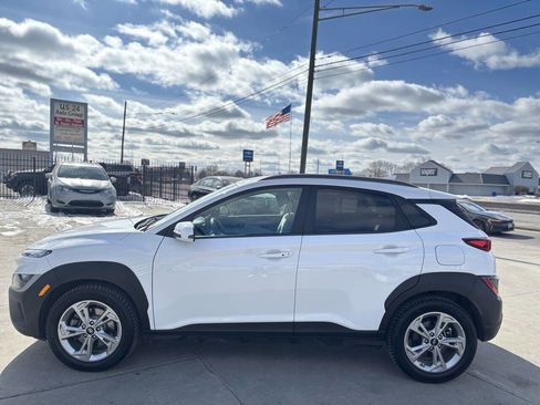 Used 2023 Hyundai Kona SEL w/ Cargo Package image 6