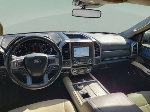 Used 2019 Ford Expedition Platinum RWD image 12