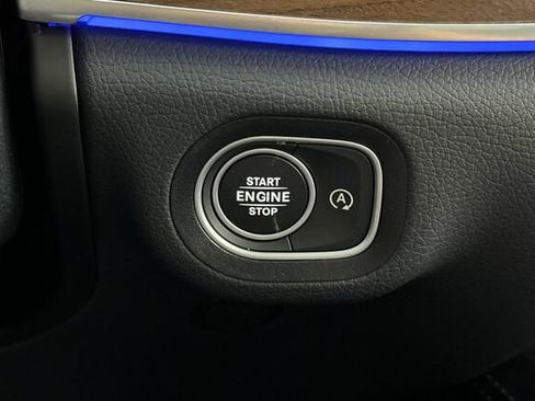 Certified 2025 Mercedes-Benz GLE 350 4MATIC image 25