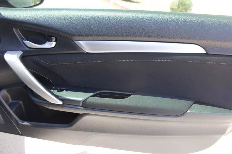 Used 2020 Honda Civic EX image 15