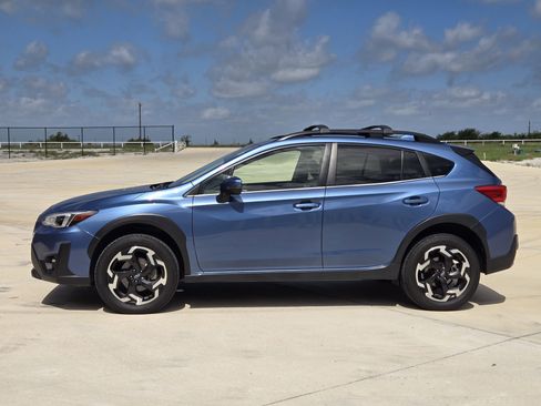 Used 2021 Subaru Crosstrek 2.5i Limited w/ Moonroof Package 2 AWD/4WD image 4