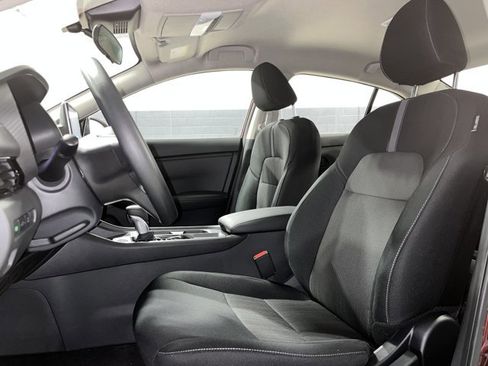 New 2025 Nissan Sentra SV image 24