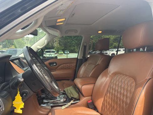Used 2018 INFINITI QX80 2WD w/ Deluxe Technology Package image 7