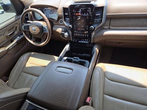 Used 2019 RAM 1500 Limited RWD image 28