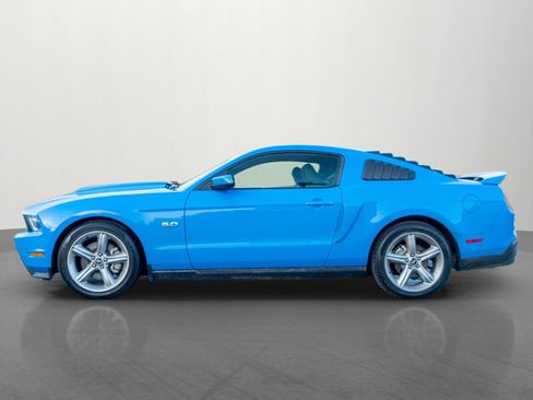 Used 2011 Ford Mustang GT w/ GT Accessory Pkg image 4