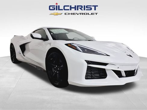 New 2025 Chevrolet Corvette E-Ray image 1