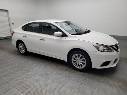 Used 2018 Nissan Sentra SV image 11