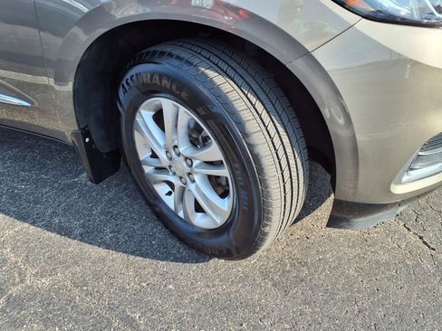 Used 2020 Buick Enclave Essence w/ Sound and Sites Package image 35