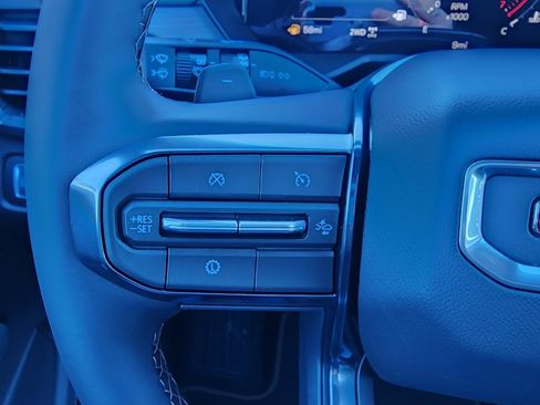 New 2026 GMC Acadia AT4 w/ Luxury Package image 21