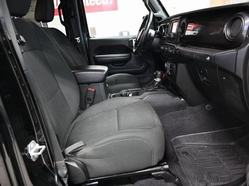 Used 2020 Jeep Wrangler Unlimited Sport image 12