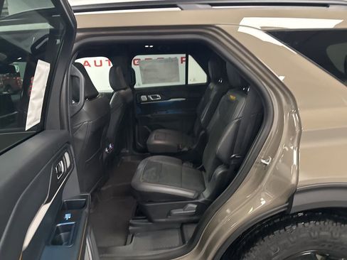 New 2026 Ford Explorer Tremor w/ Tremor Ultimate Package AWD/4WD image 26