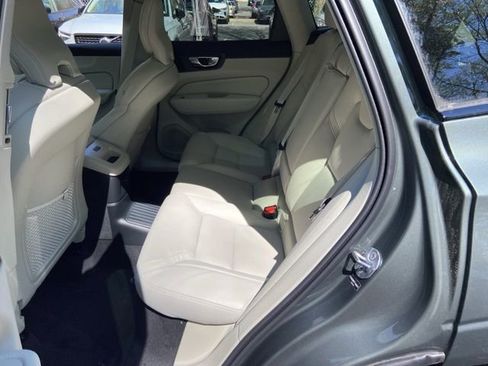 New 2026 Volvo XC60 T8 Ultra w/ Climate Package AWD/4WD image 15