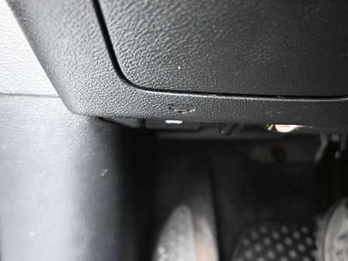 Used 2017 Jeep Cherokee Sport w/ Cold Weather Group AWD/4WD image 26