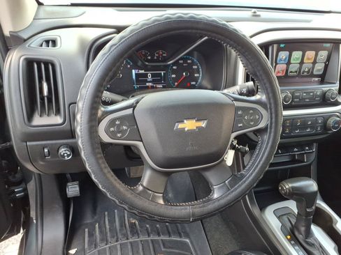 Used 2017 Chevrolet Colorado LT w/ LT Convenience Package AWD/4WD image 7