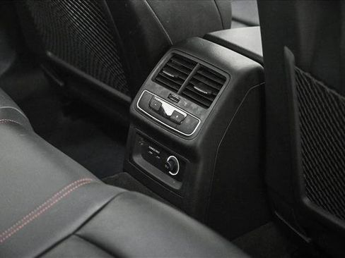 Used 2019 Audi A4 2.0T Premium Plus w/ Premium Plus Package image 18