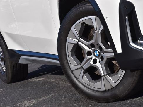 Used 2025 BMW X1 xDrive28i image 10