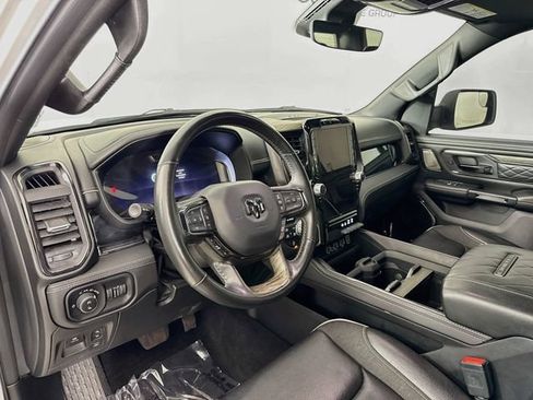Used 2025 RAM 1500 Limited AWD/4WD image 9