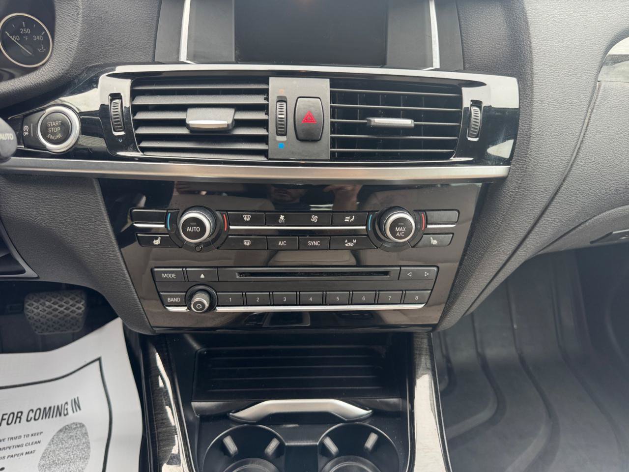 Used 2017 BMW X3 xDrive28i AWD/4WD image 12