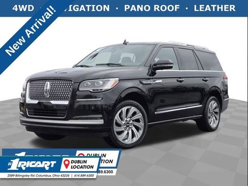 Used 2024 Lincoln Navigator Premiere image 1